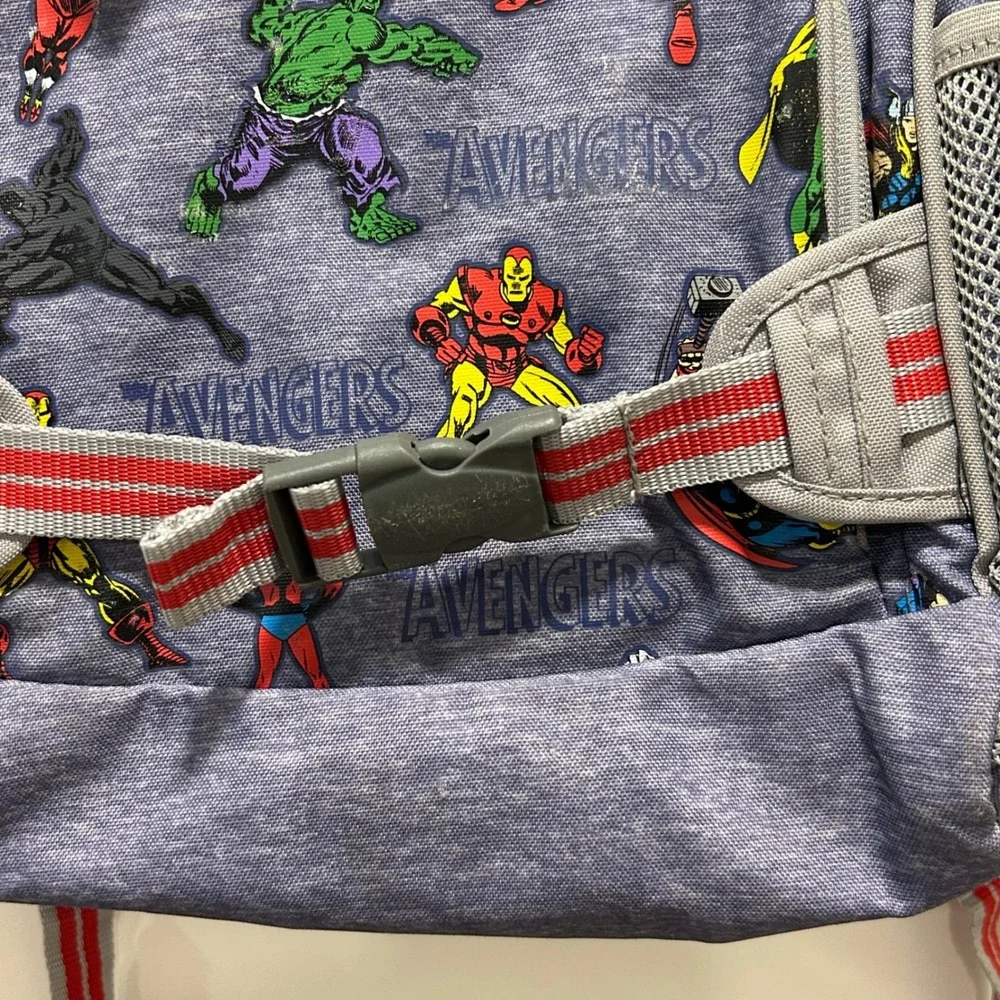 Pottery Barn Kids Marvel Avengers backpack with matching thermos - Picture 4 of 9